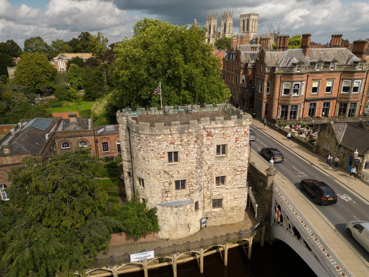 Lendal Tower Holiday home *